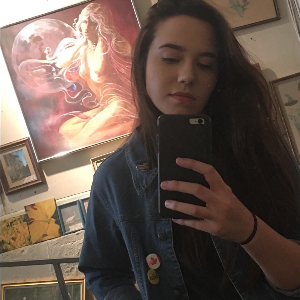 Meet your Posher, Kelsie